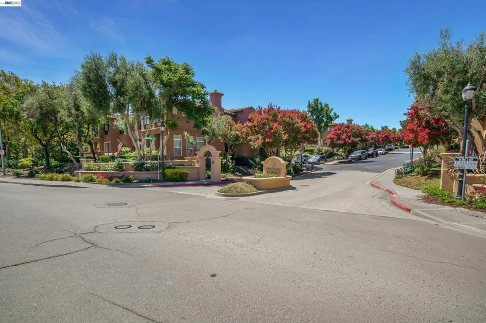 24 Meritage Cmn #1403 Livermore, CA 94551