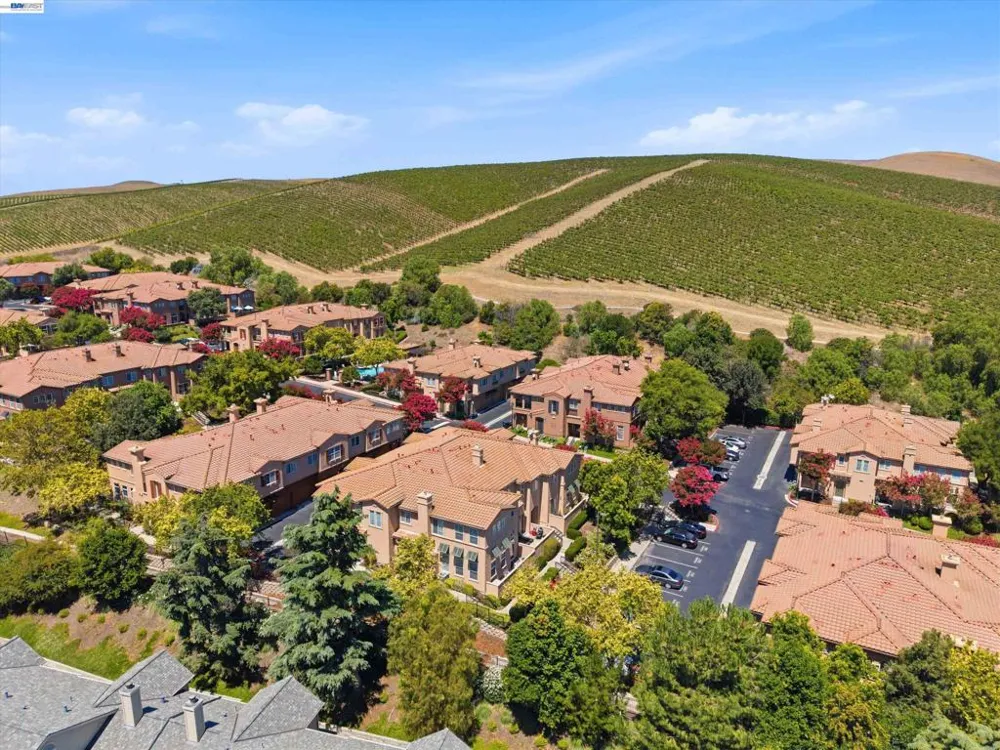 24 Meritage Cmn #1403 Livermore, CA 94551