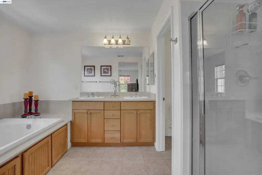 24 Meritage Cmn #1403 Livermore, CA 94551