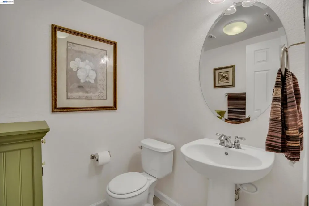 24 Meritage Cmn #1403 Livermore, CA 94551