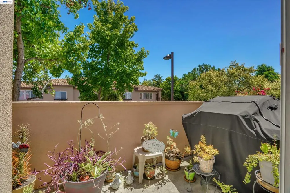 24 Meritage Cmn #1403 Livermore, CA 94551