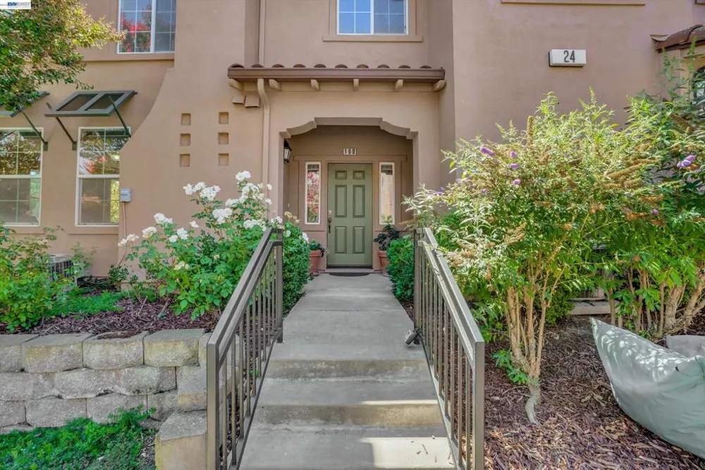 24 Meritage Cmn #1403 Livermore, CA 94551
