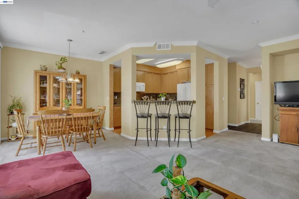 24 Meritage Cmn #1403 Livermore, CA 94551