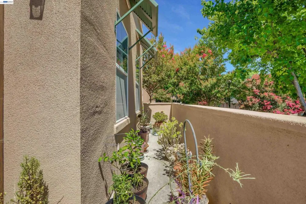 24 Meritage Cmn #1403 Livermore, CA 94551