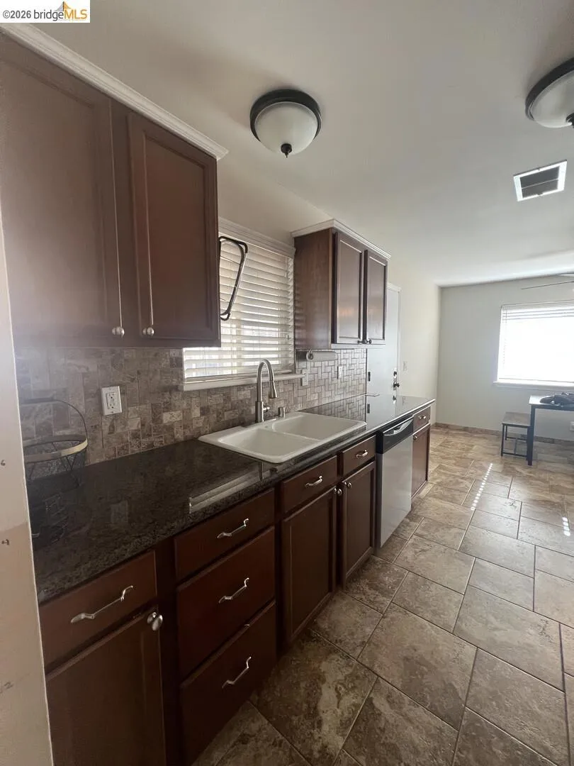 1078 Herold AVE Lincoln, CA 95648