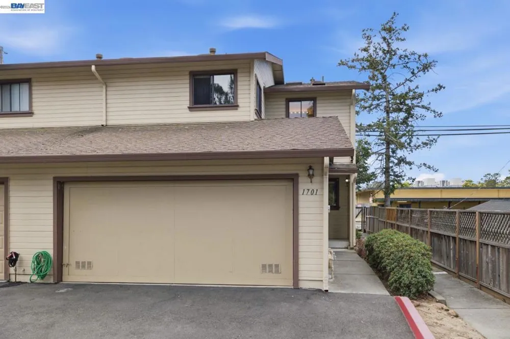 1701 Calais Ct Hayward, CA 94541