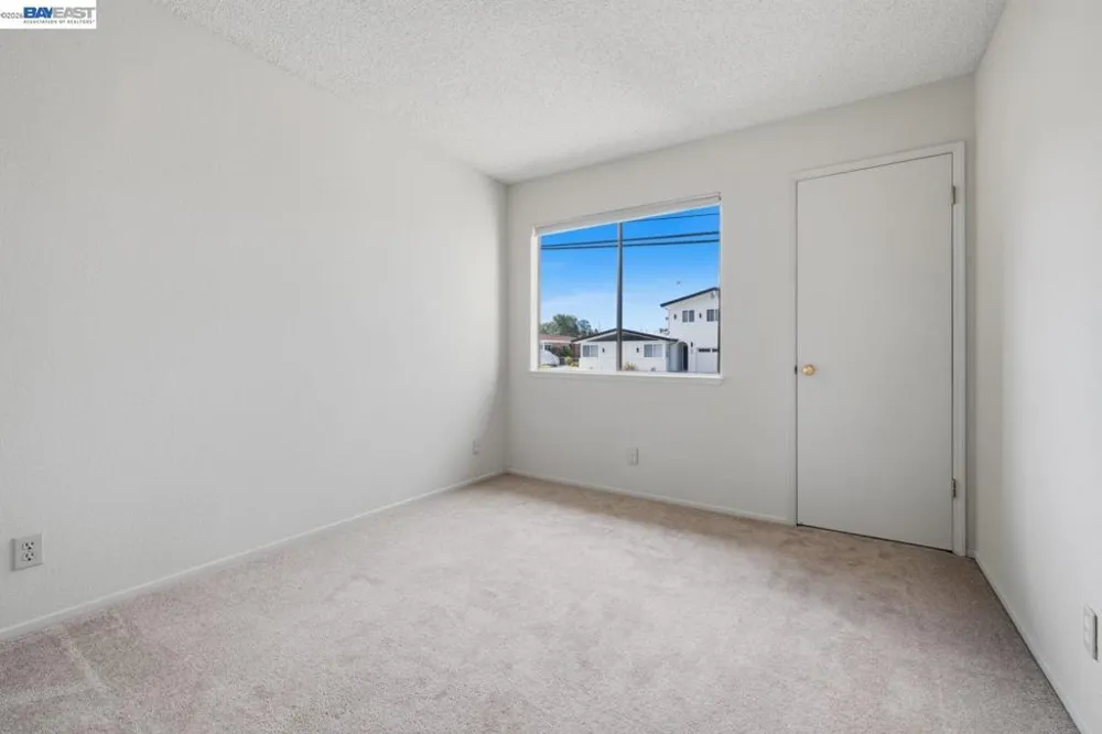 1701 Calais Ct Hayward, CA 94541