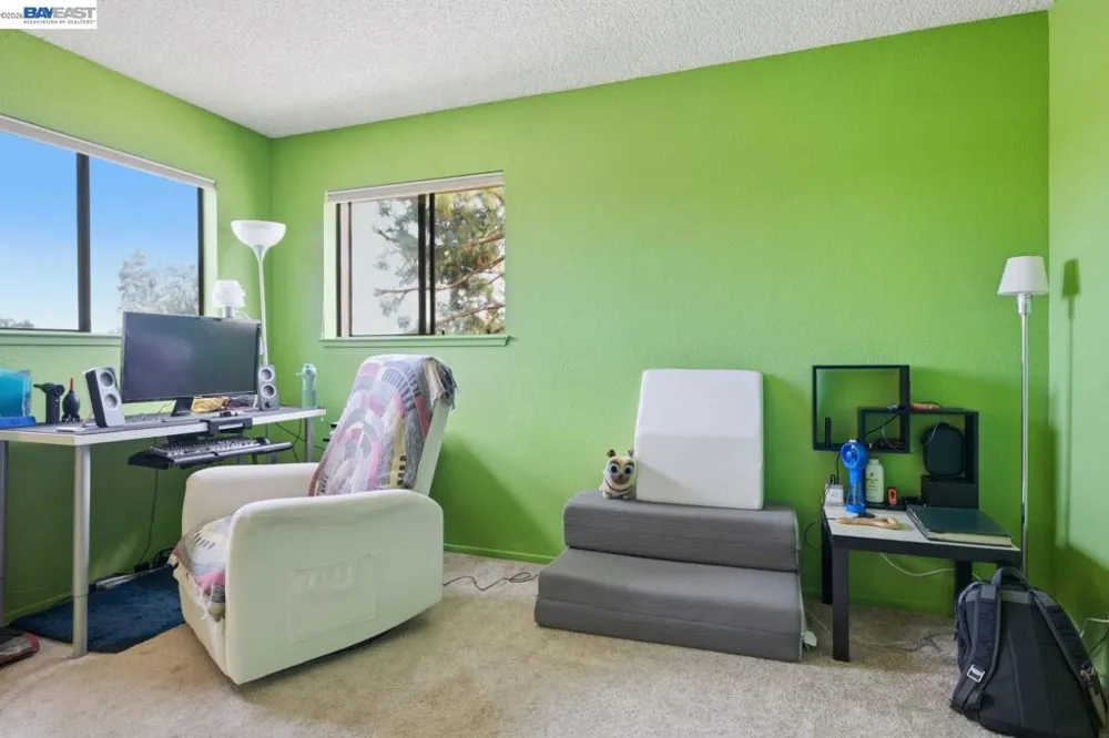 1701 Calais Ct Hayward, CA 94541