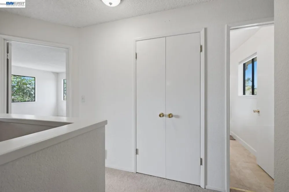 1701 Calais Ct Hayward, CA 94541