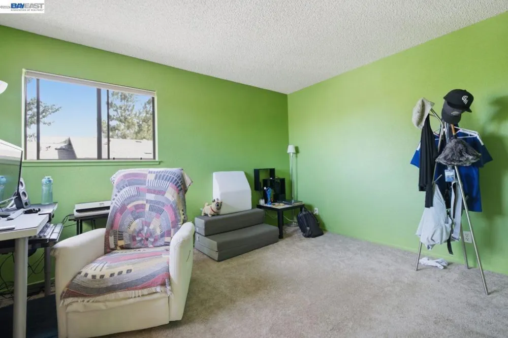 1701 Calais Ct Hayward, CA 94541