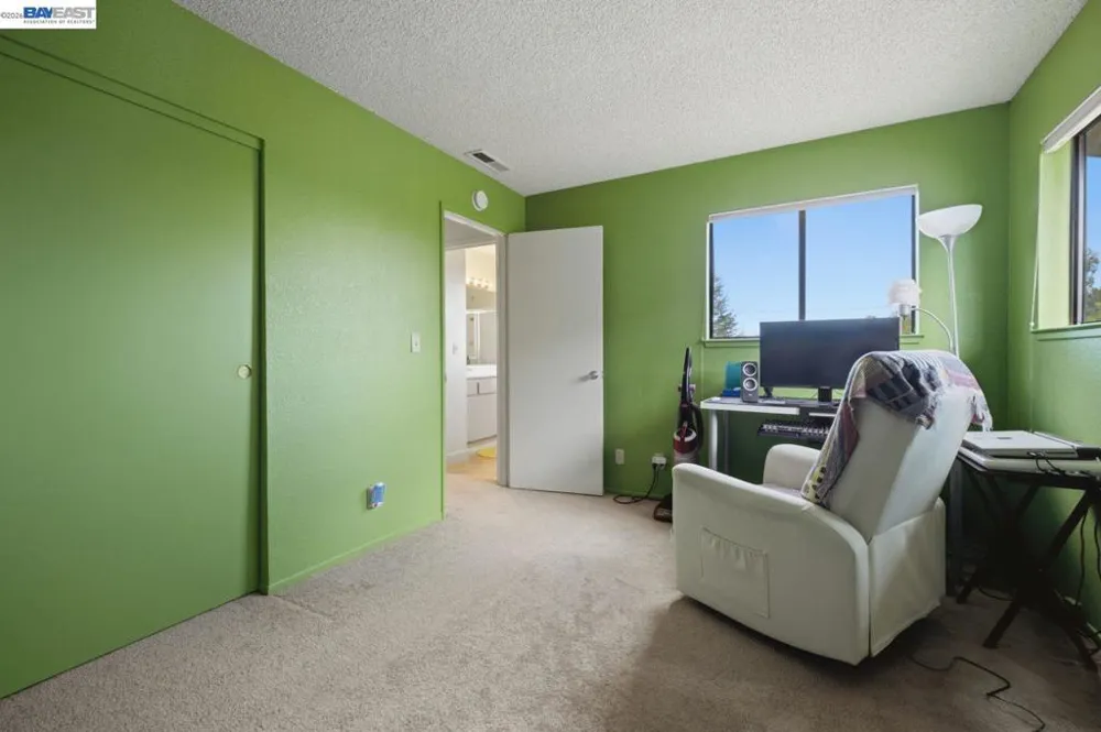 1701 Calais Ct Hayward, CA 94541