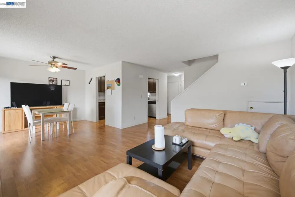 1701 Calais Ct Hayward, CA 94541