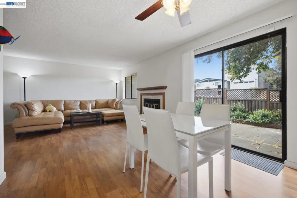 1701 Calais Ct Hayward, CA 94541