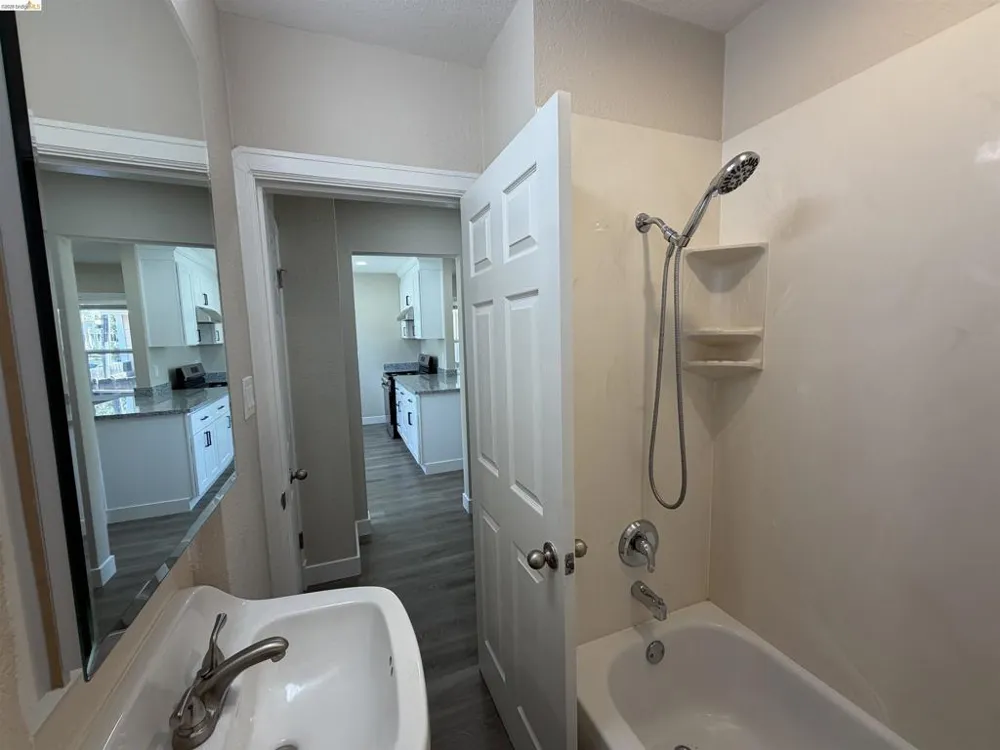 1225 PINE ST Pittsburg, CA 94565
