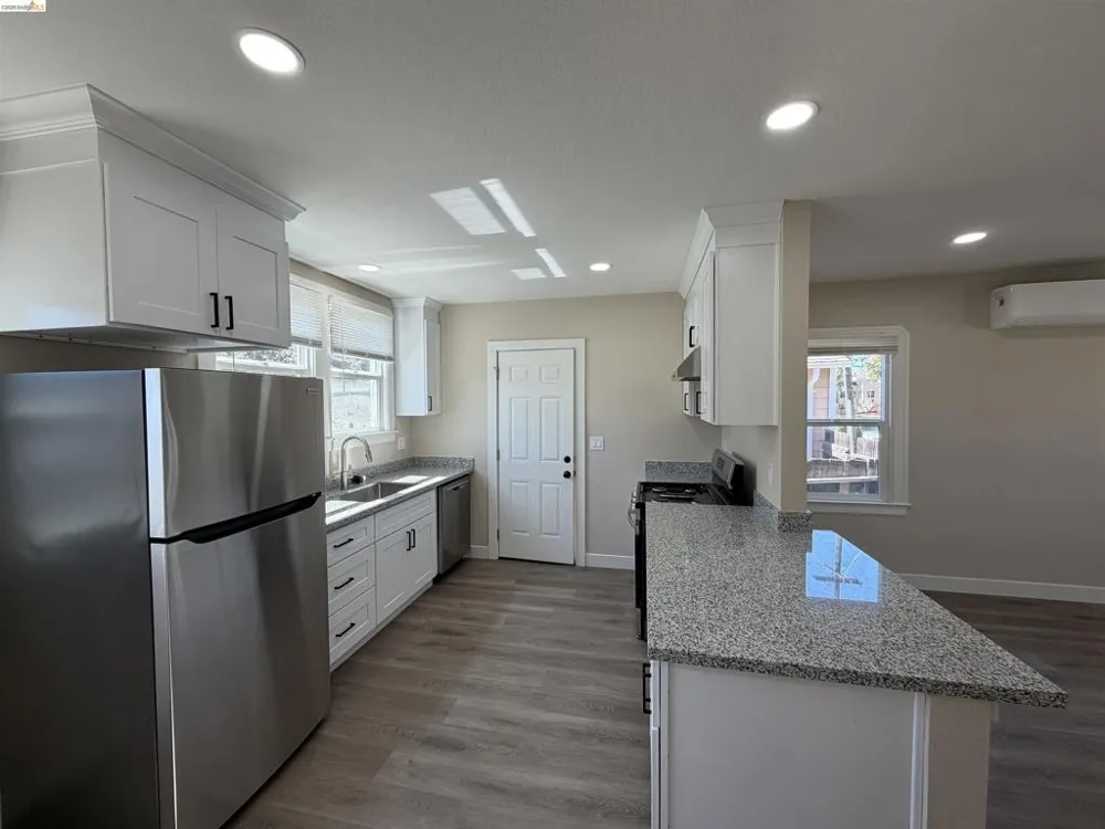 1225 PINE ST Pittsburg, CA 94565
