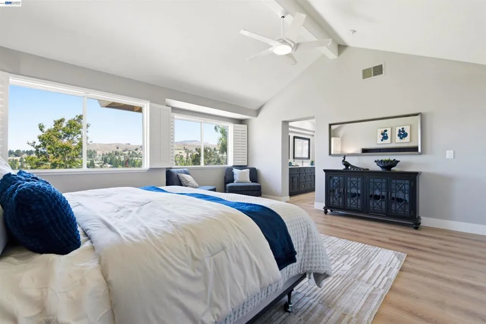310 Sunset Dr Danville, CA 94506