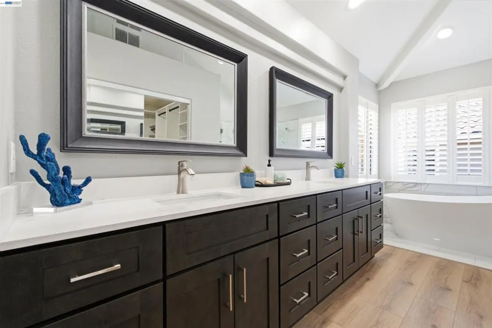 310 Sunset Dr Danville, CA 94506