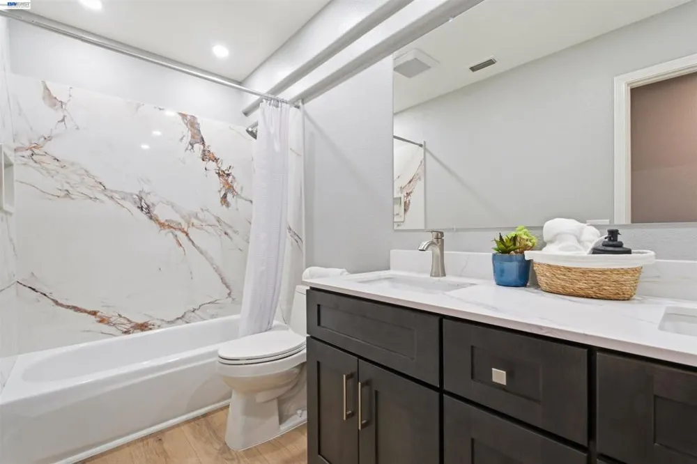 310 Sunset Dr Danville, CA 94506