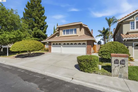 310 Sunset Dr