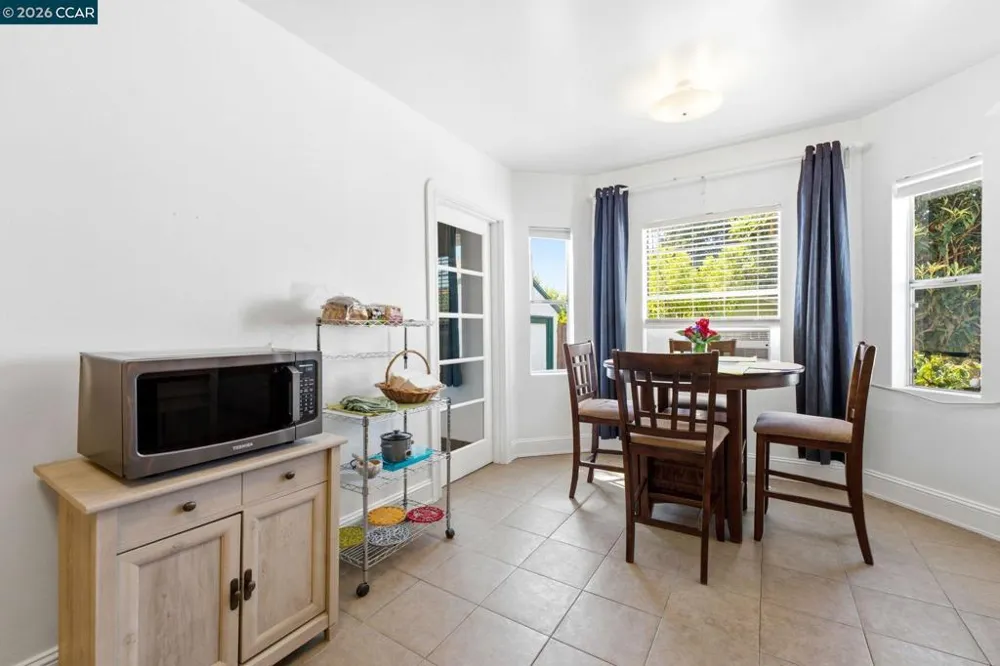 110 Bella Vista Way Vallejo, CA 94590