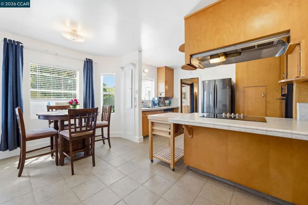 110 Bella Vista Way Vallejo, CA 94590