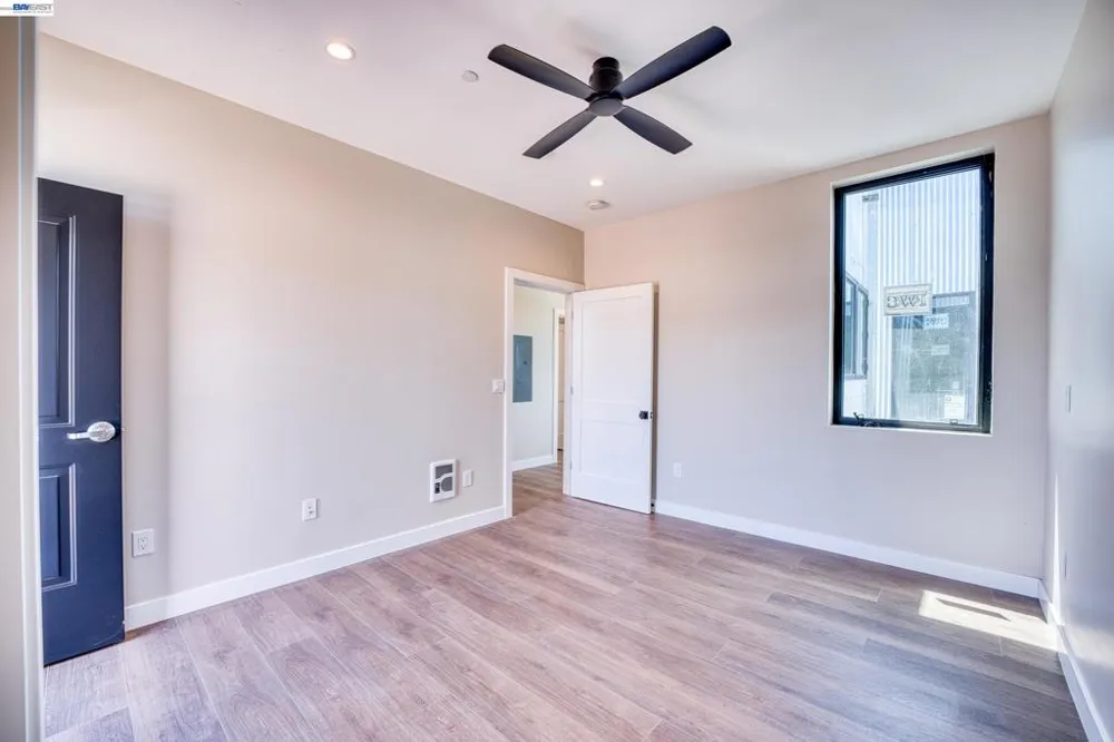 4202 Telegraph Ave Oakland, CA 94609