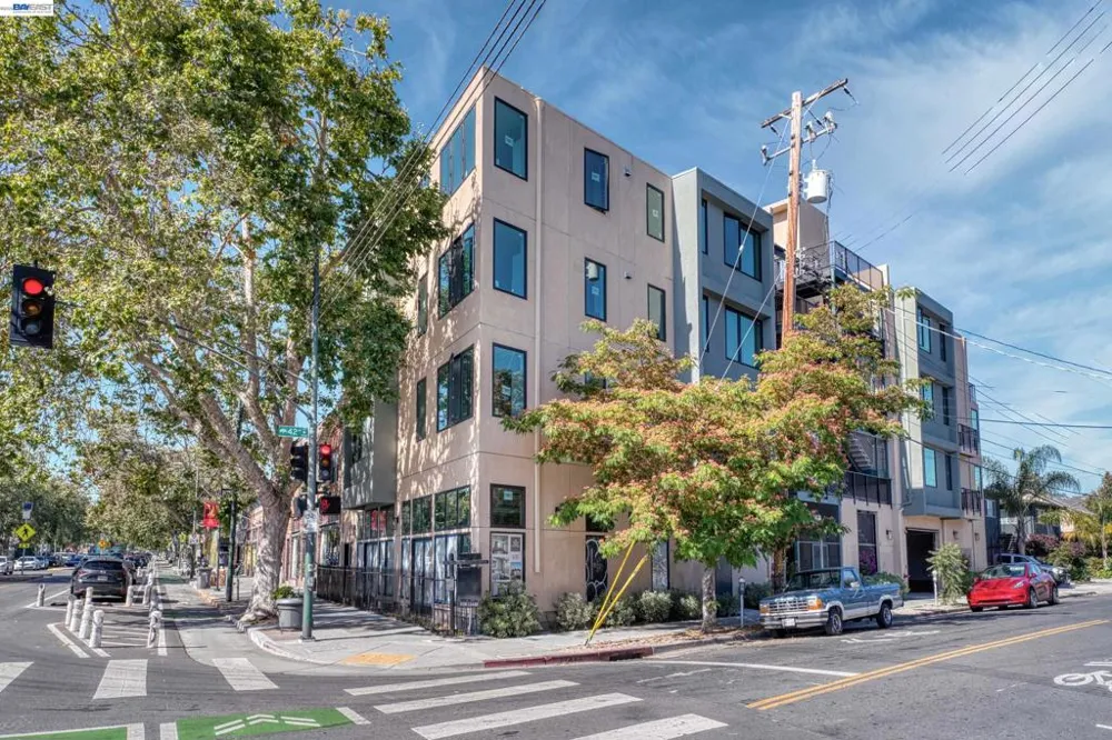4202 Telegraph Ave Oakland, CA 94609