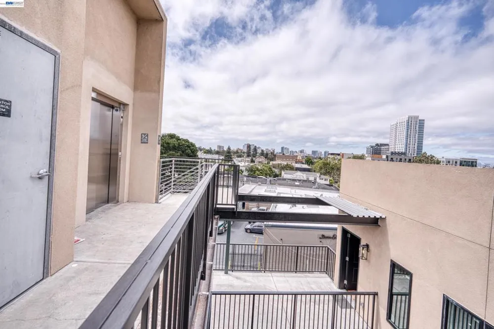 4202 Telegraph Ave Oakland, CA 94609