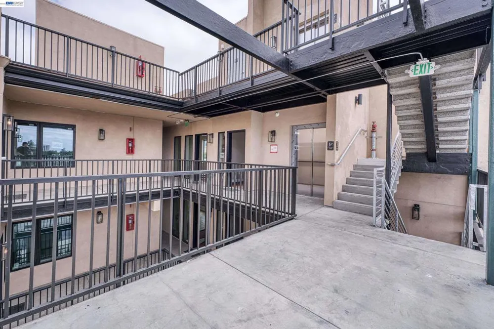 4202 Telegraph Ave Oakland, CA 94609