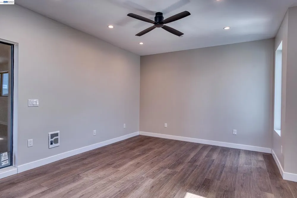 4202 Telegraph Ave Oakland, CA 94609