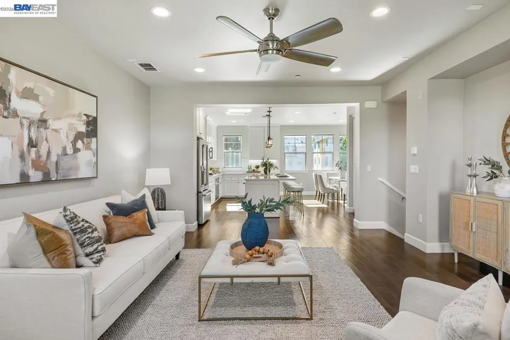 897 Tranquility Cir #7 Livermore, CA 94551