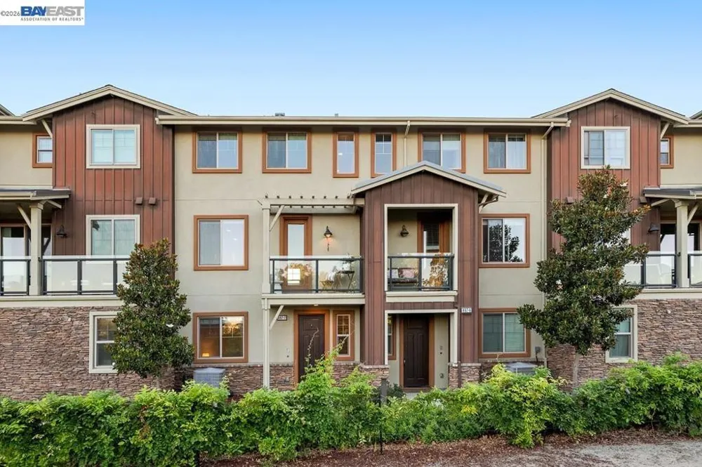897 Tranquility Cir #7 Livermore, CA 94551