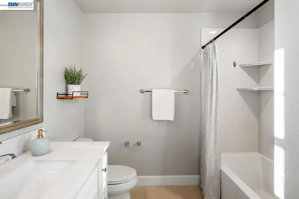 897 Tranquility Cir #7 Livermore, CA 94551