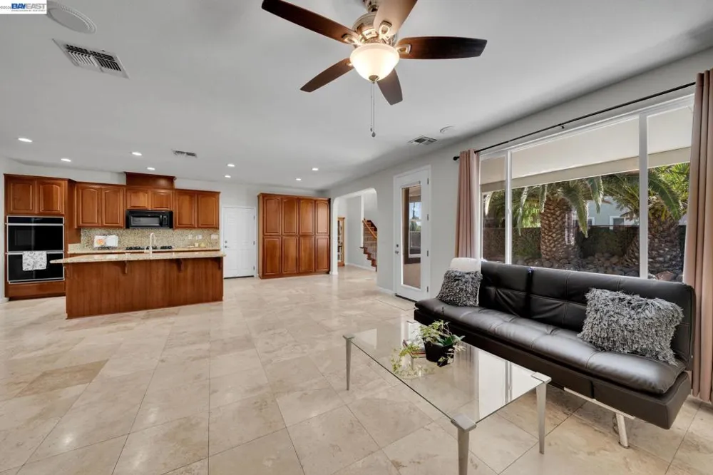 6391 Crystal Springs Cir Discovery Bay, CA 94505