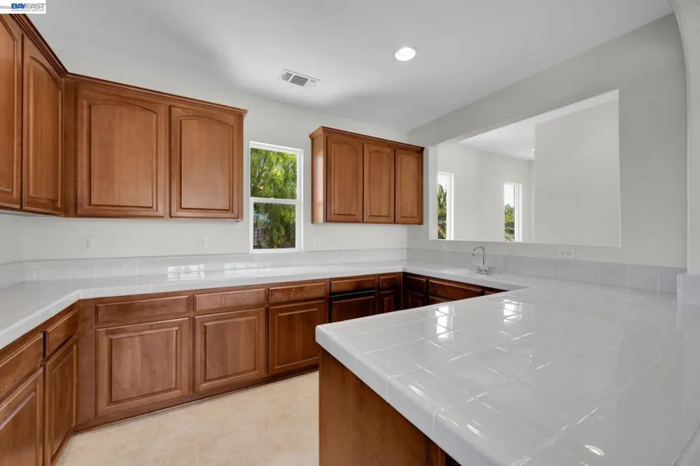 6391 Crystal Springs Cir Discovery Bay, CA 94505