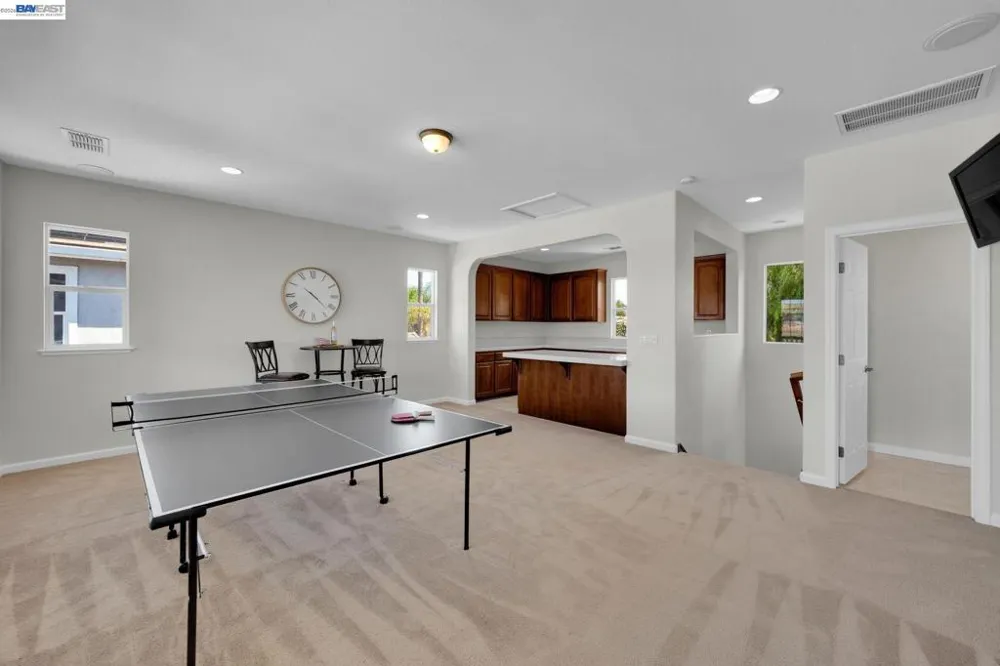 6391 Crystal Springs Cir Discovery Bay, CA 94505