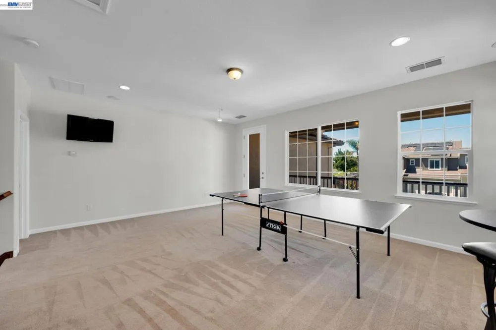 6391 Crystal Springs Cir Discovery Bay, CA 94505
