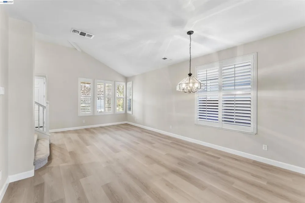 2652 Crescent Way Discovery Bay, CA 94505
