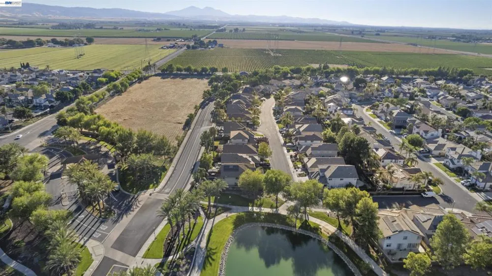 2652 Crescent Way Discovery Bay, CA 94505