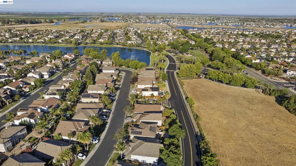 2652 Crescent Way Discovery Bay, CA 94505