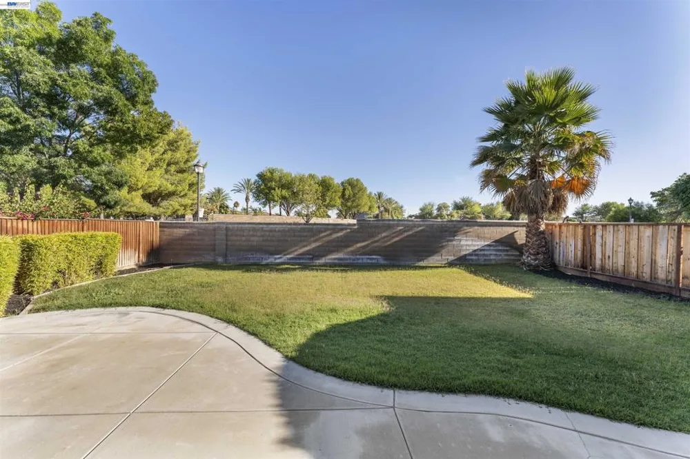 2652 Crescent Way Discovery Bay, CA 94505