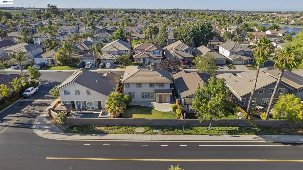 2652 Crescent Way Discovery Bay, CA 94505