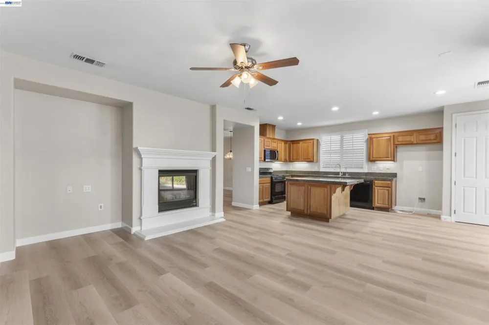 2652 Crescent Way Discovery Bay, CA 94505