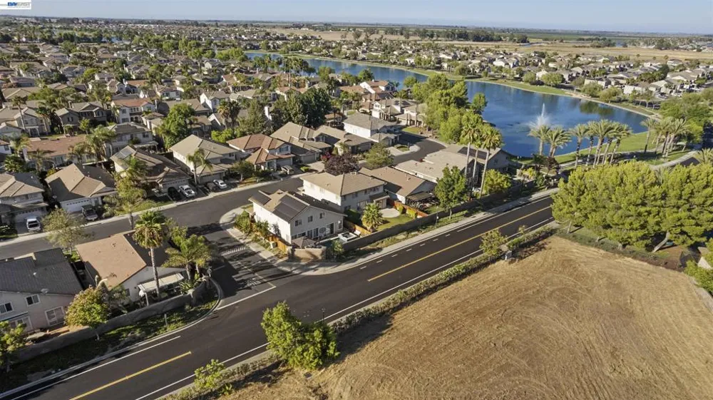 2652 Crescent Way Discovery Bay, CA 94505