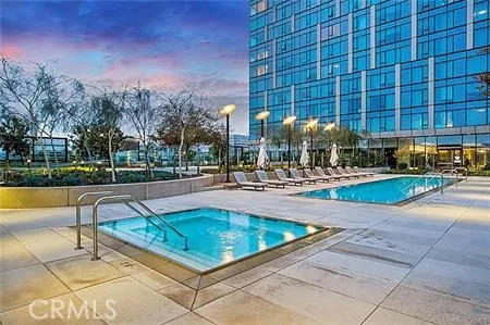 889 Francisco #3206 Los Angeles, CA 90017