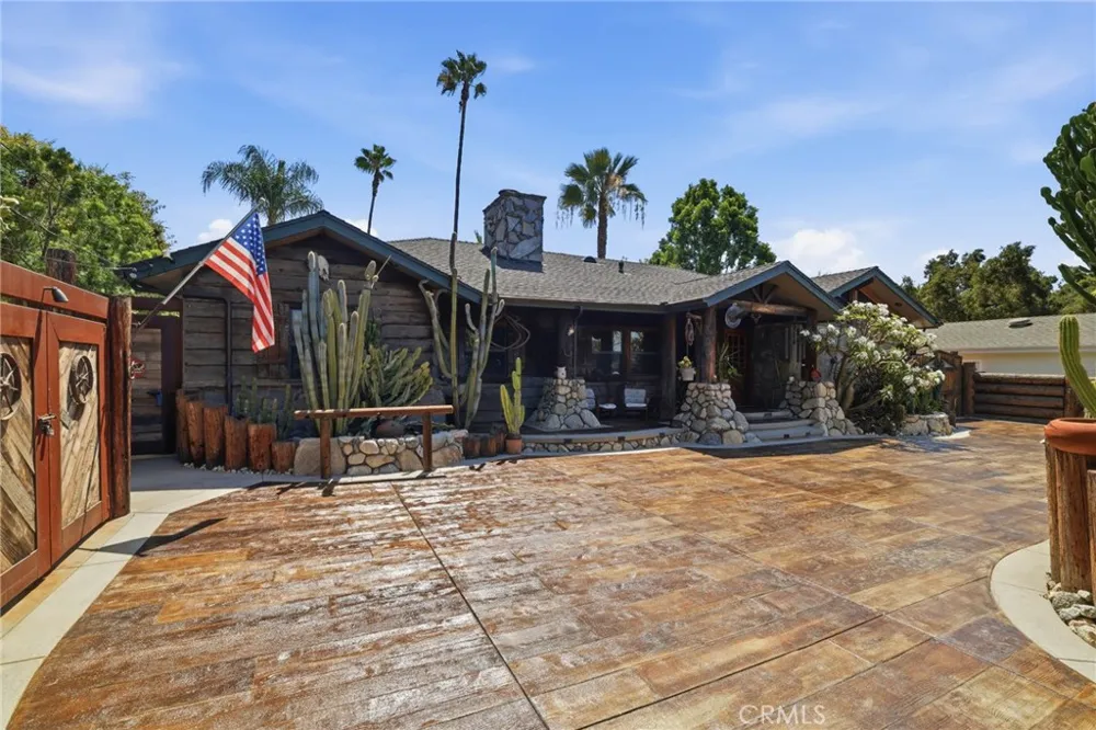 310 S Mountain Avenue Monrovia, CA 91016