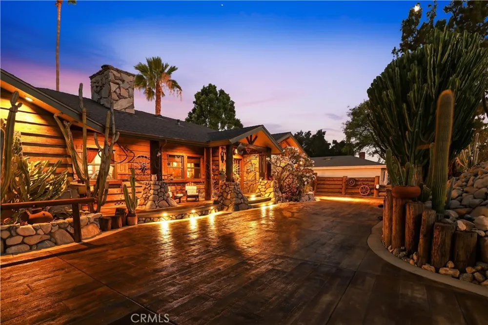 310 S Mountain Avenue Monrovia, CA 91016