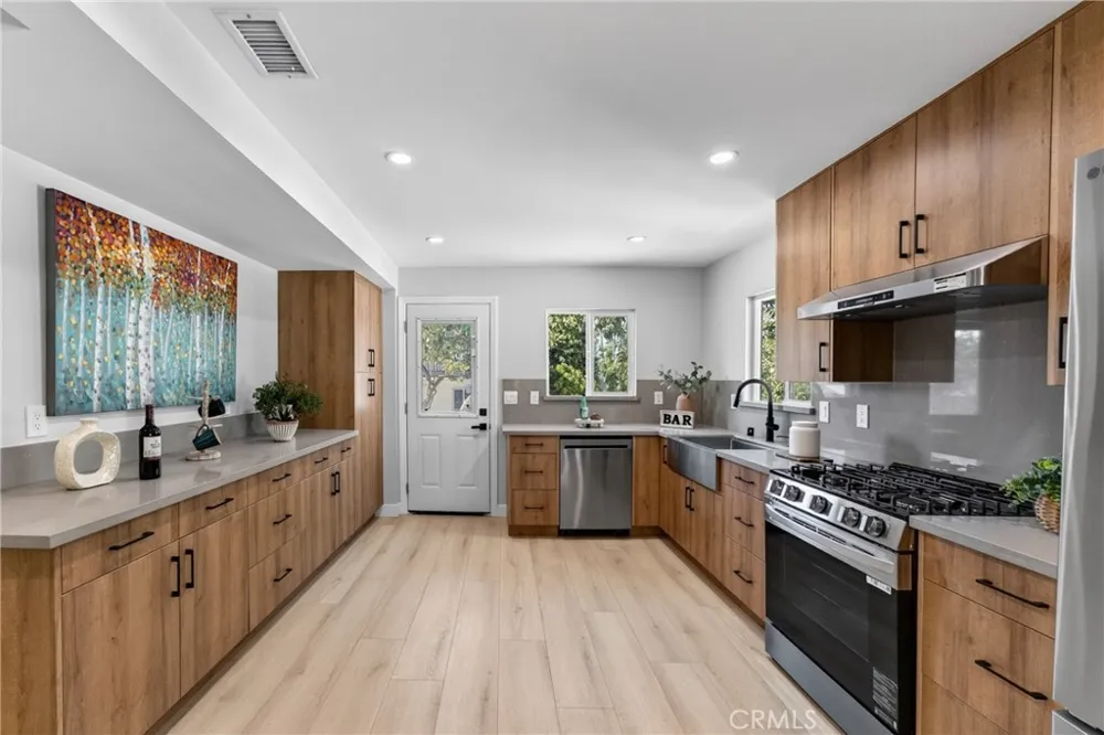 612 E Colorado Boulevard Monrovia, CA 91016