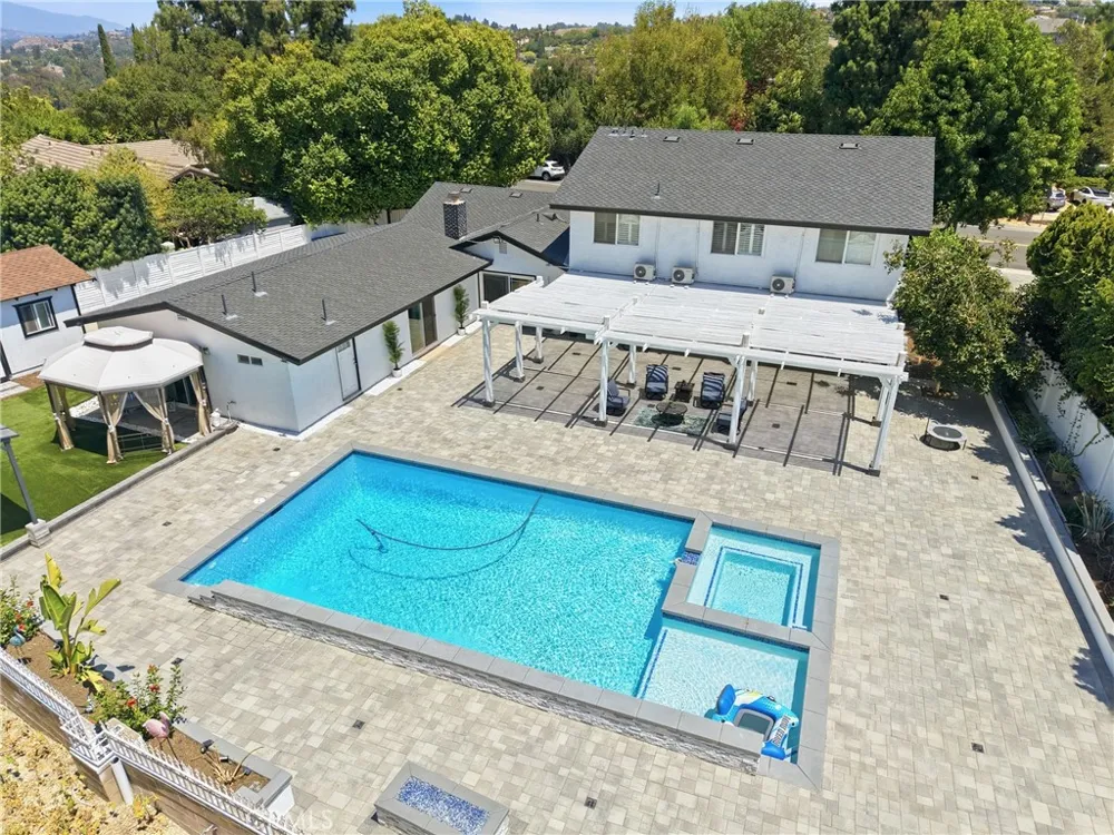 573 Jalapa Covina, CA 91724