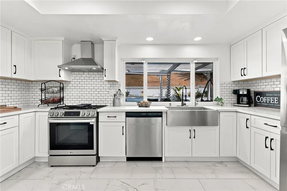 573 Jalapa Covina, CA 91724